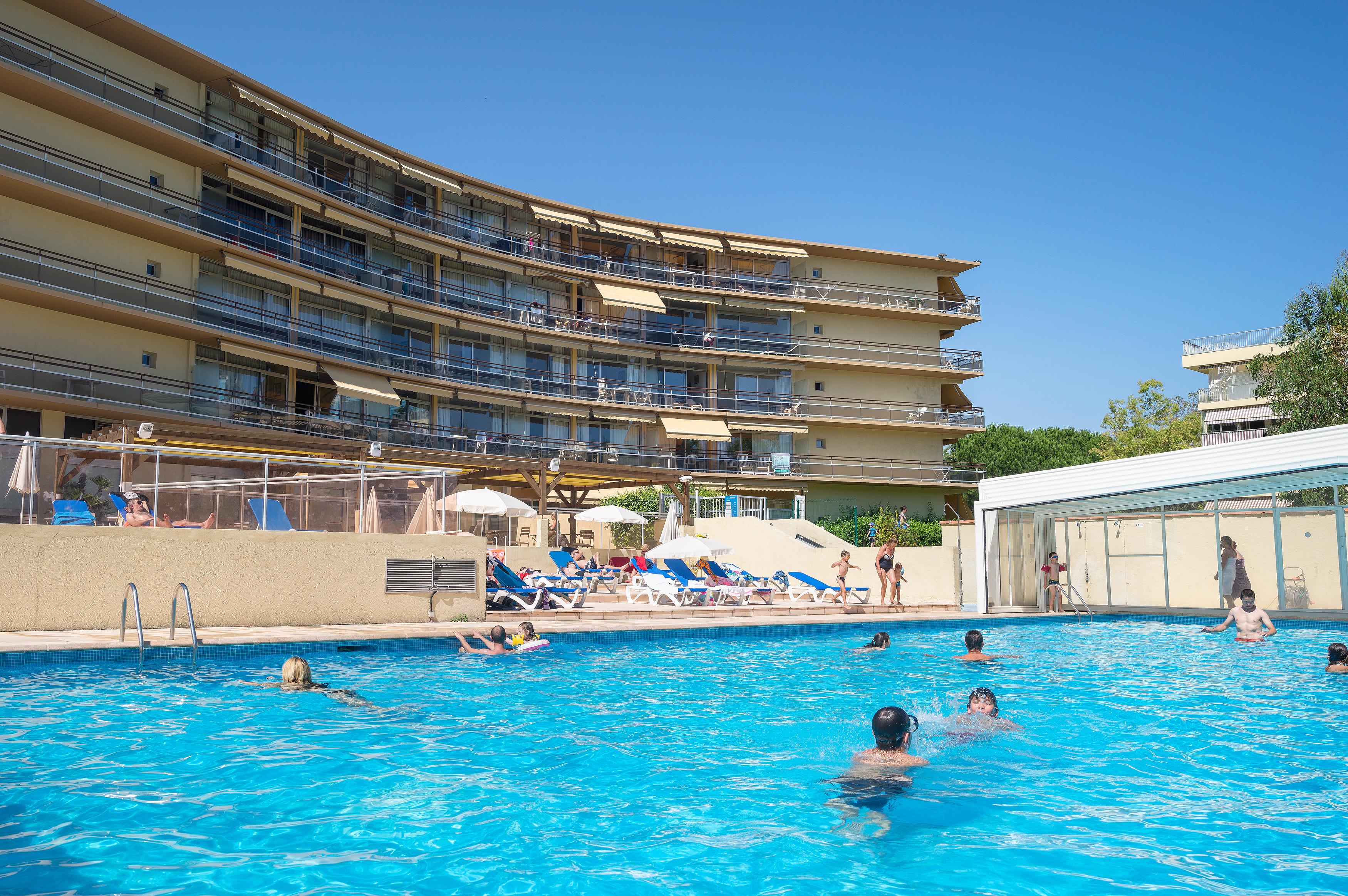 Residence Pierre & Vacances Heliotel Marine Saint-Laurent-du-Var Exterior photo